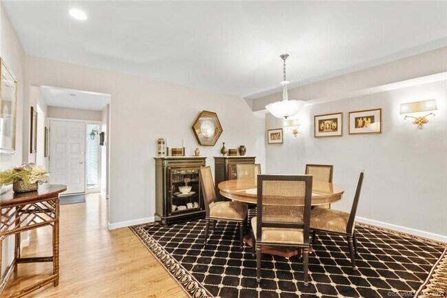 40 Ettl Ln Unit 23