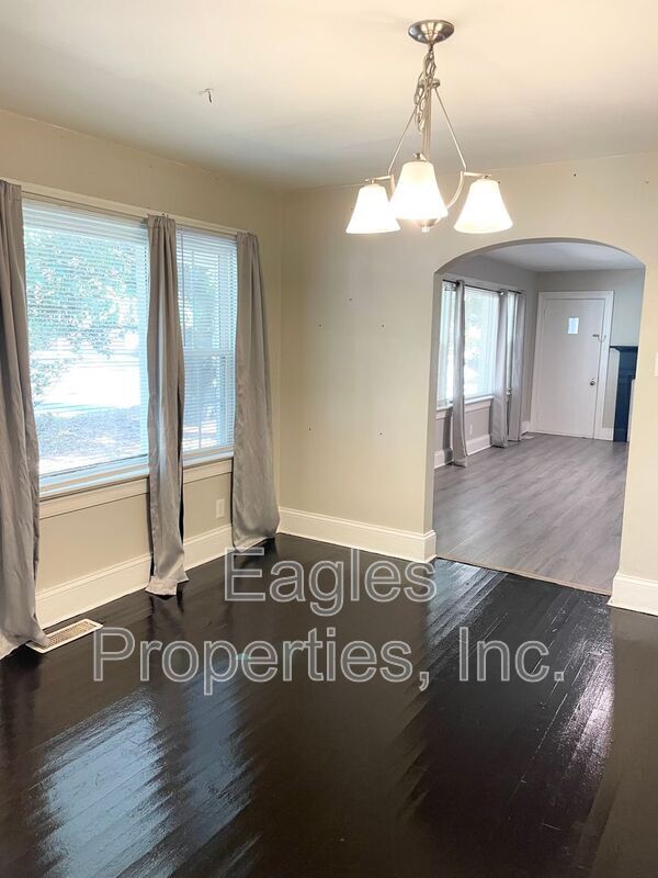 Photo - 1512 Rose St