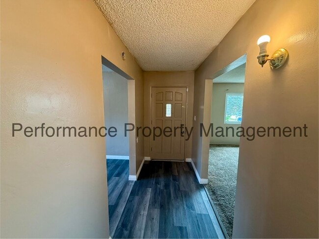 Photo - 5424 Le Conte Ave
