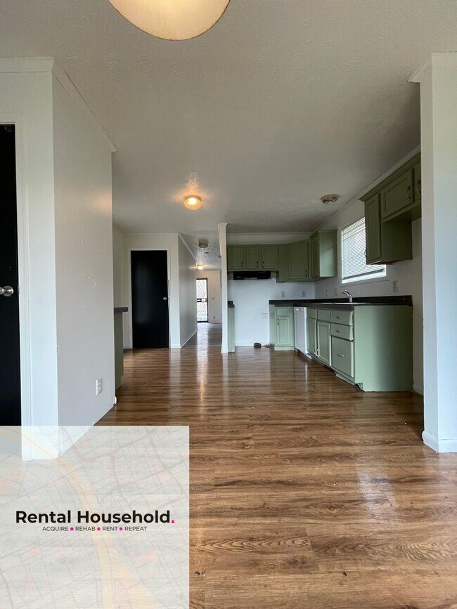 Photo - Completely Redone 3 Bed 1.5 Bath Rental!