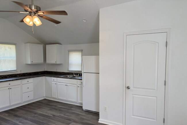 Photo - 2702 S Brown Ave