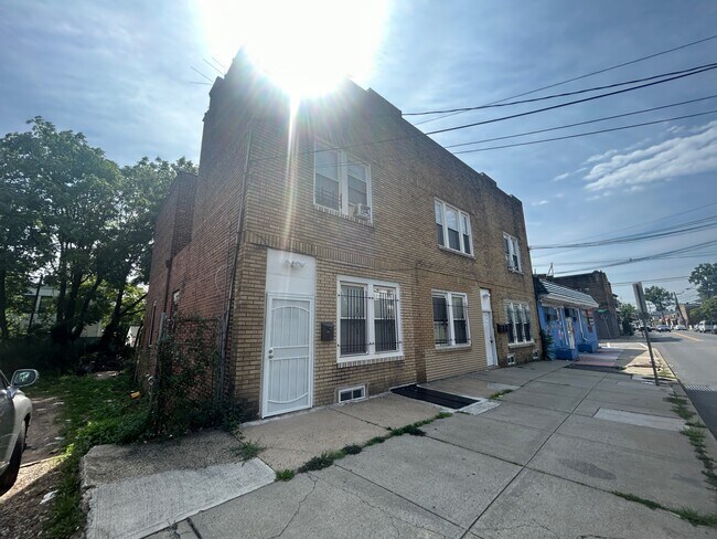 Photo - 150 Stuyvesant Ave Unidad 1L