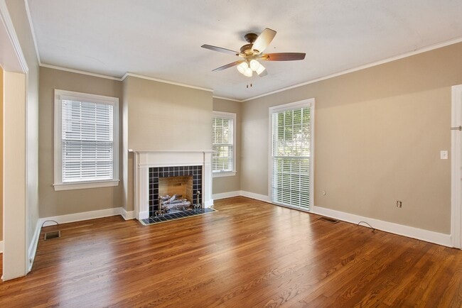 Photo - 1815 Linden Pl Unit B
