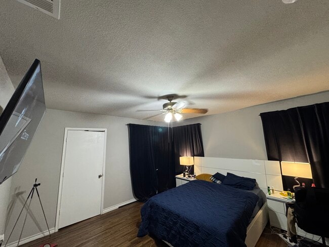 Photo - 321 SE 13th St Unidad #A