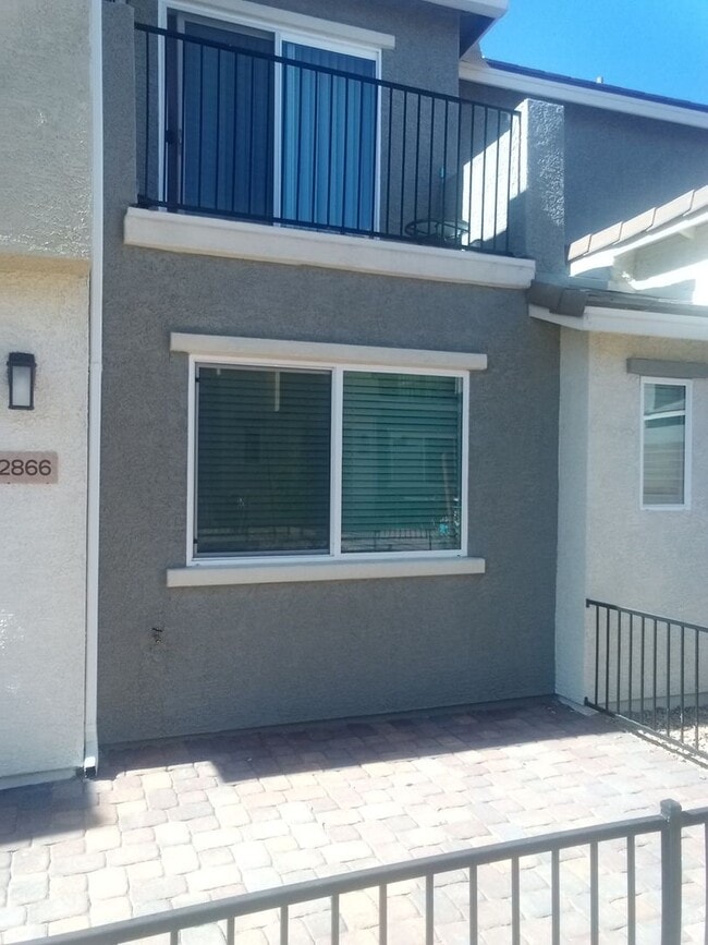 Building Photo - 2866 Coral Cascade Ct