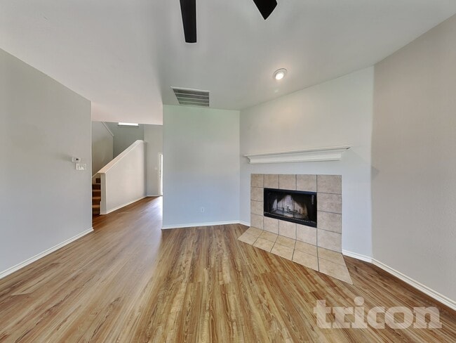 Photo - 1525 Trent Dr