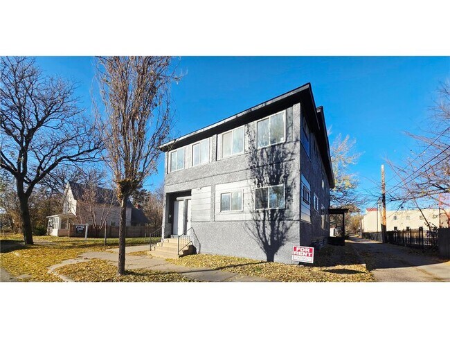 Building Photo - 414 N 33rd Ave