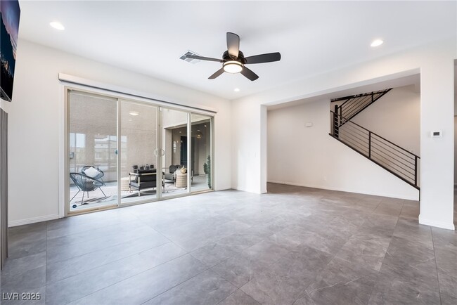 Photo - 6348 Skystone St