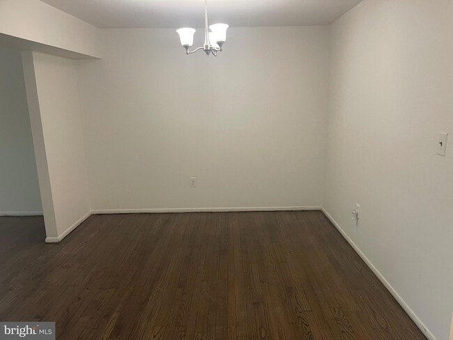 Photo - 615 Silver Ct