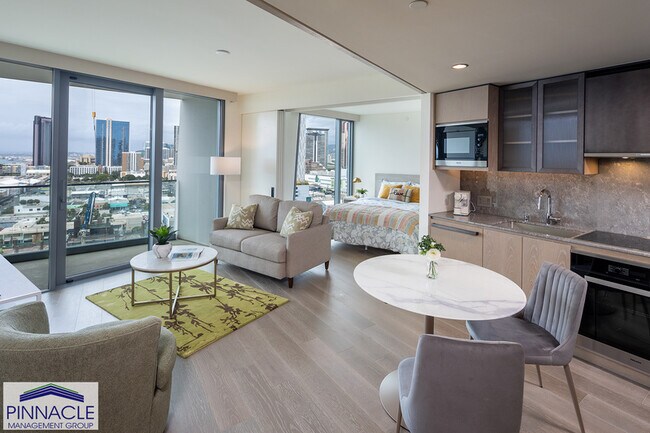 Building Photo - 1000 Auahi St Unit 1403