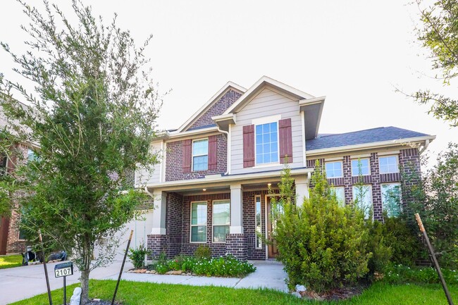 Photo - 2107 Brooke Avery Dr