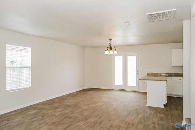 Photo - 129 Forestbrook Dr