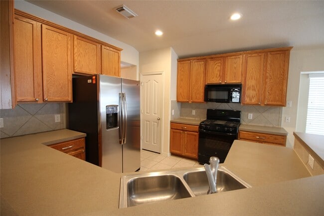 Photo - 4612 Meridian Park Dr