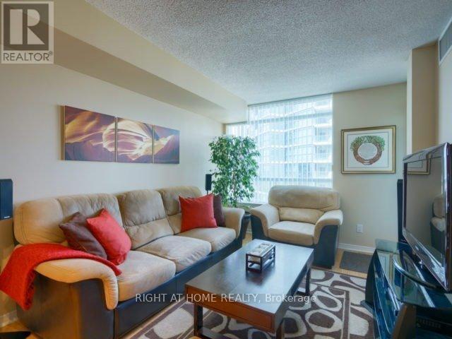 30 Harrison Garden Blvd Unit 1008