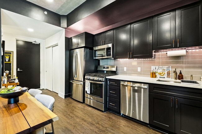 Photo - 900 Bartholomew St Unit 103