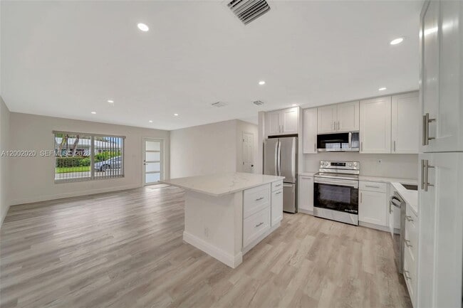 Photo - 8502 NW 59th St