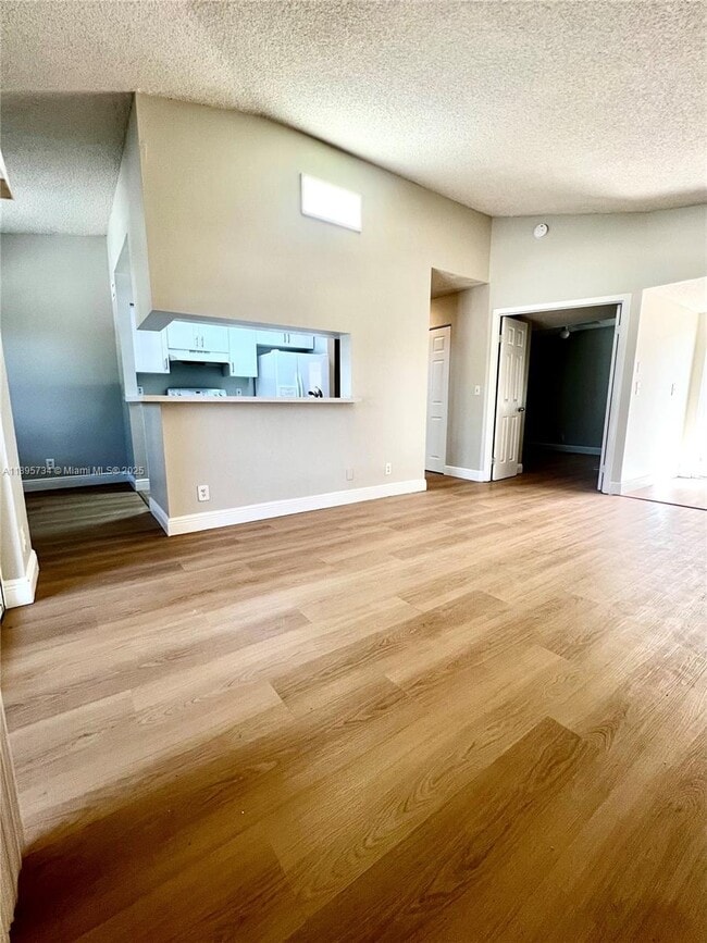 Photo - 9855 Westview Dr Unit 728