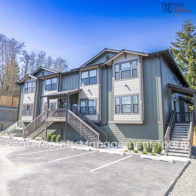 Charles - 300 (Olympic group - Gold) - Charles - 300 (Olympic group - Gold) Apartamento Unidad B