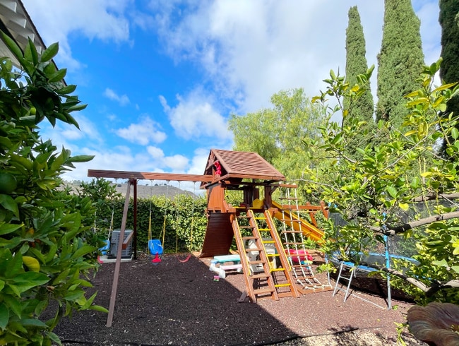 Photo - 29570 Spotted Bull Ln