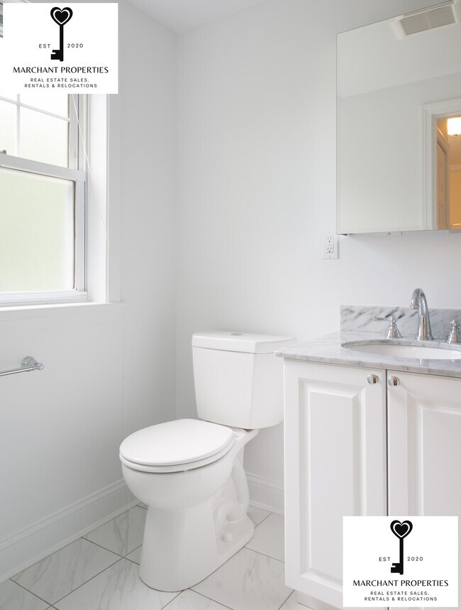 Photo - 105 Thornton Rd