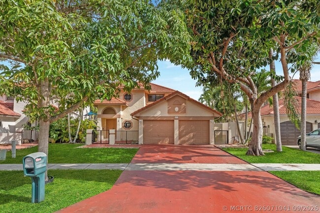 Photo - 476 NW 38th Terrace