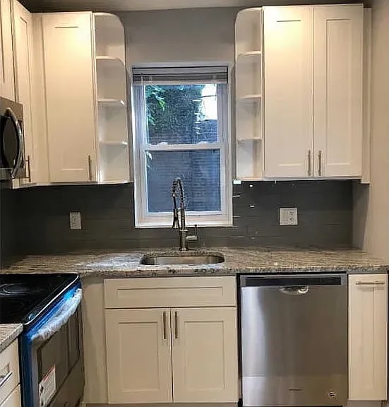 Photo - 5360 Morris St