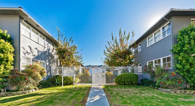 Clinton Gardens Apartments - Clinton Gardens Apartments