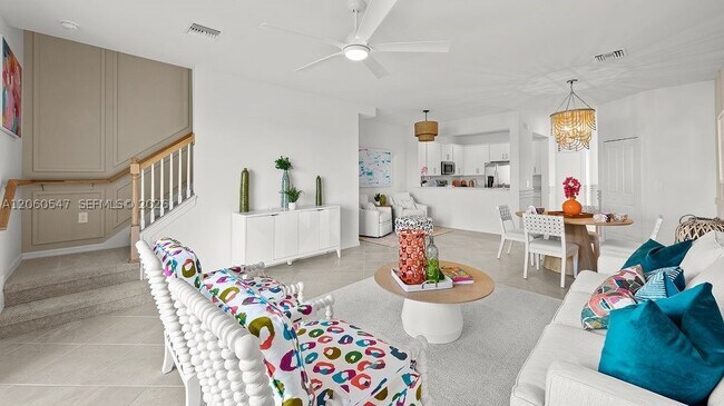 Photo - 14808 Bluewater Rd