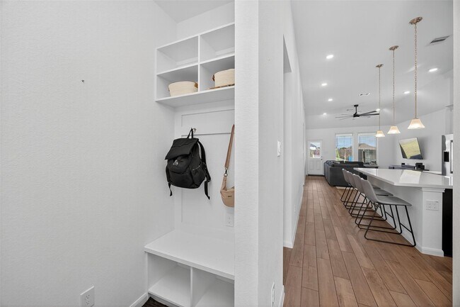 Photo - 18830 Shadowfax Trl