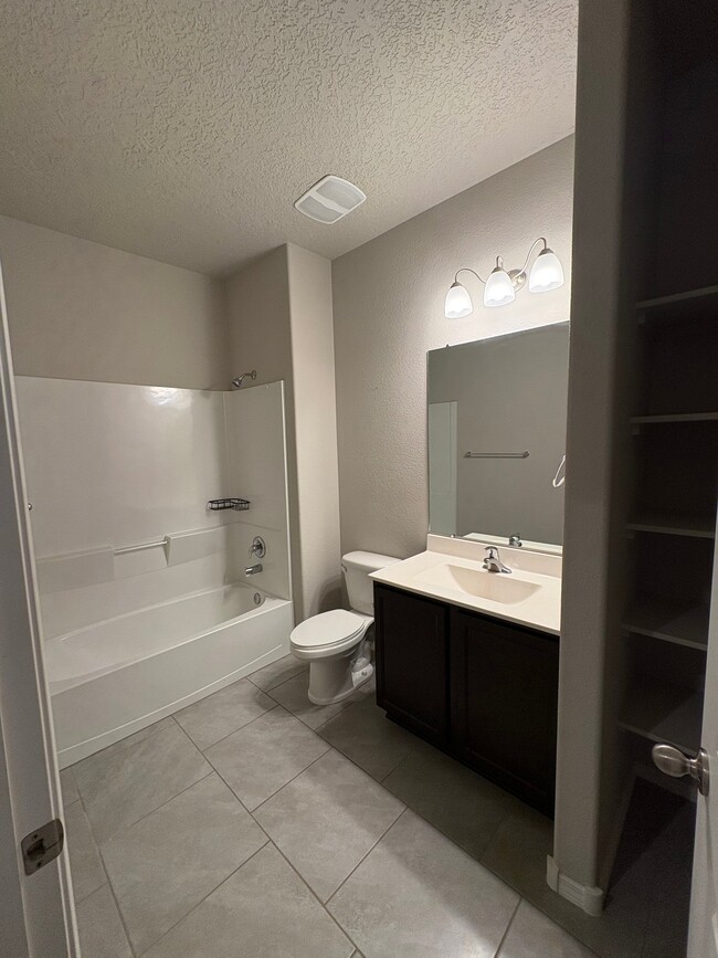 Photo - 1741 Nicho Ct NW