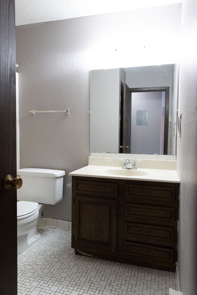 Lakewood Apartments