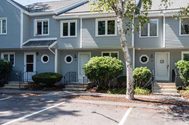 Photo - 88 Merrimack Dr Townhome