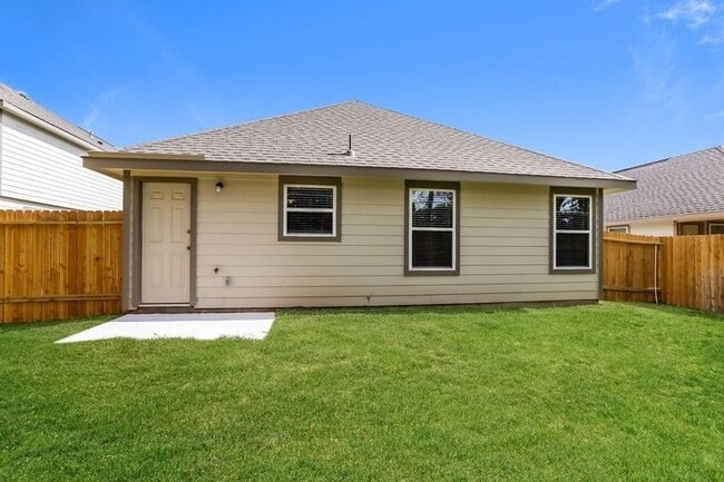 Photo - 222 Blue Crane St