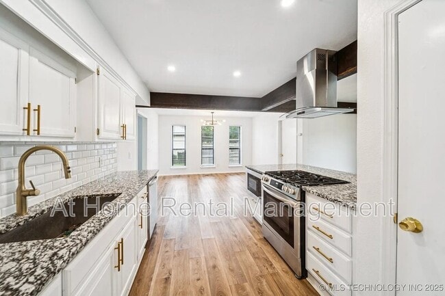 Photo - 6947 S 30th W Ave