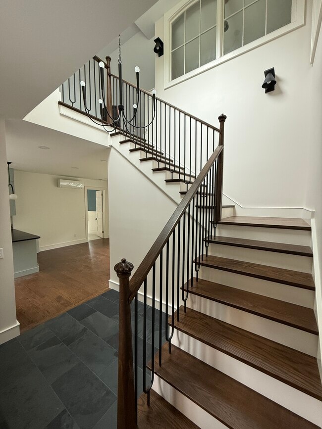 Photo - 108 Lindsay Hill Rd