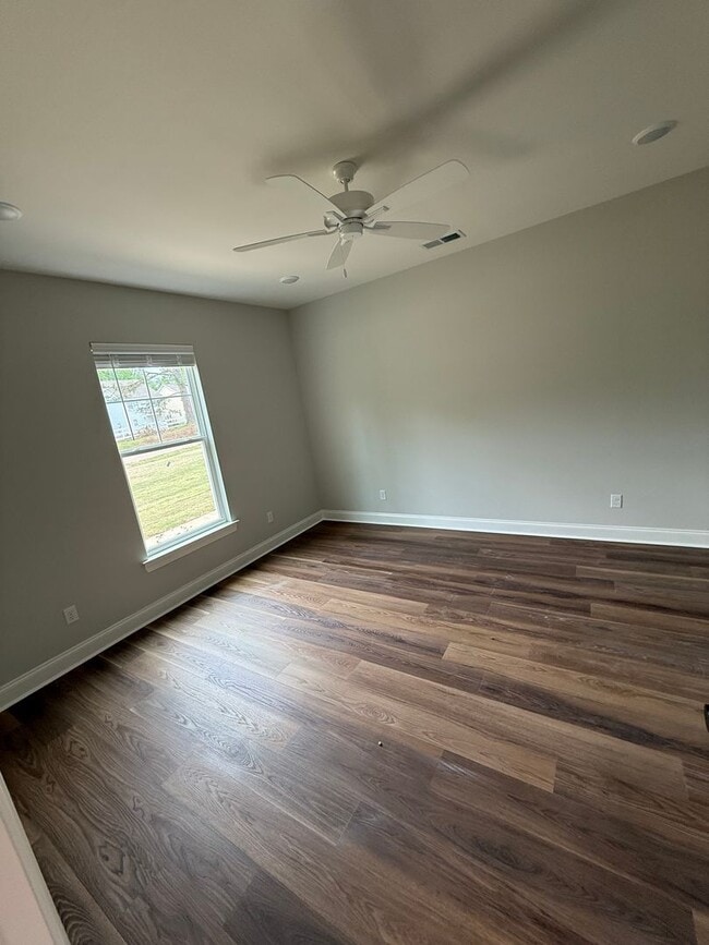 3559 Fenwick Wy