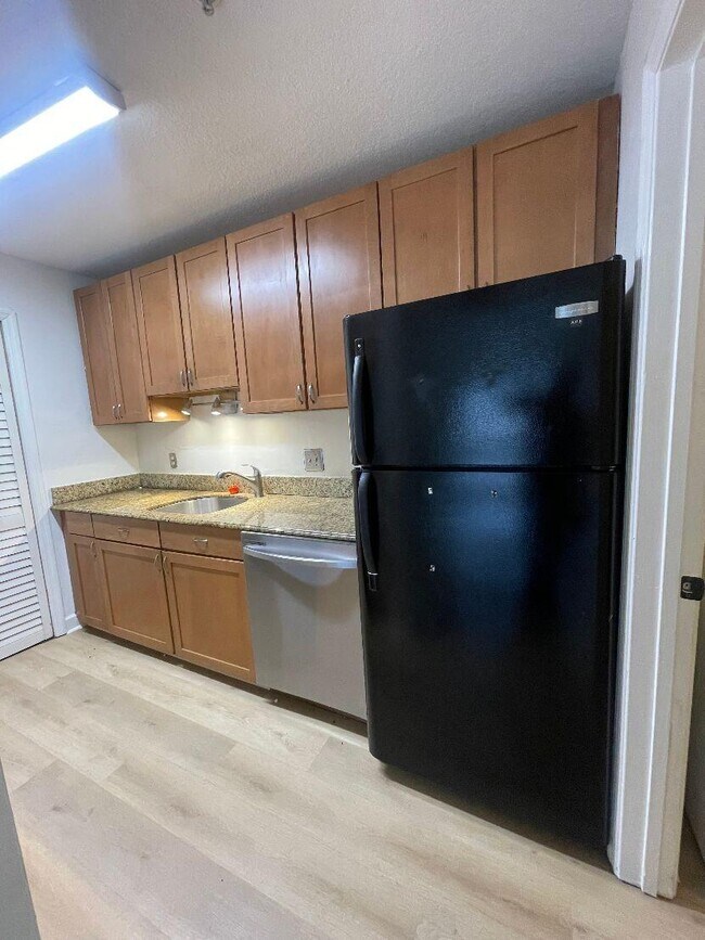 Photo - 2303 N Congress Ave Unit 11