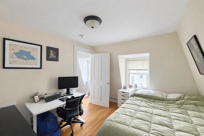 Photo - 26 Watson St