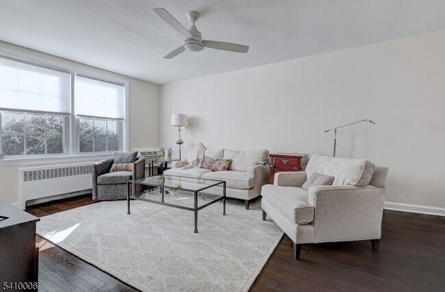 Photo - 101 Gates Ave