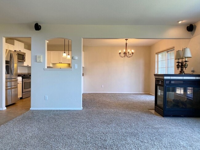 Photo - Rare Columbia Riverfront Townhome