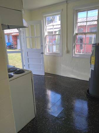 Building Photo - Northside Village Apt LLC Unit 720