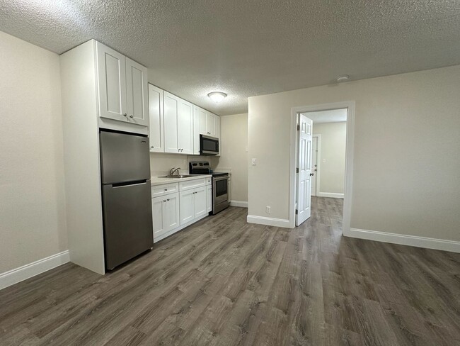 Photo - 18 Ave Villas LLC