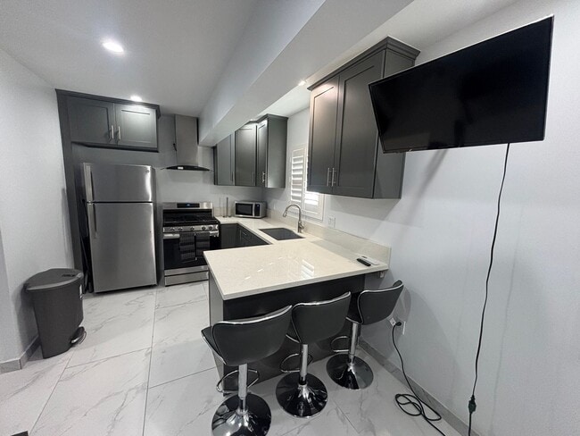 Photo - Remodeled 1-Bedroom ADU with All Utilities Included in Pacoima!