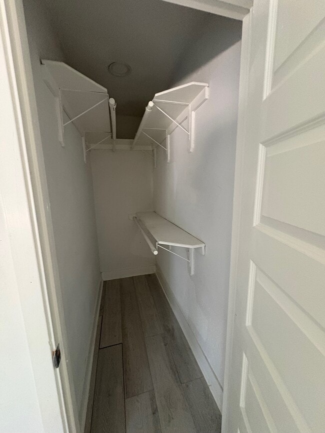 Photo - 3723 Westmeadow Dr