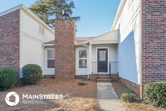 Photo - 2705 New Garden Rd E