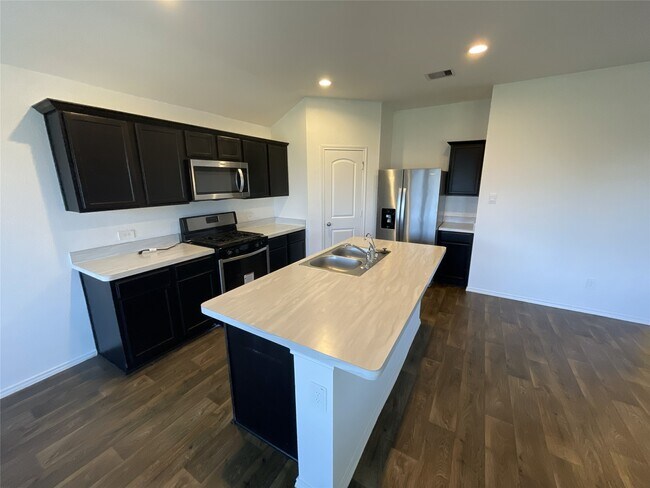 Photo - 5210 Bay Mdws Ln