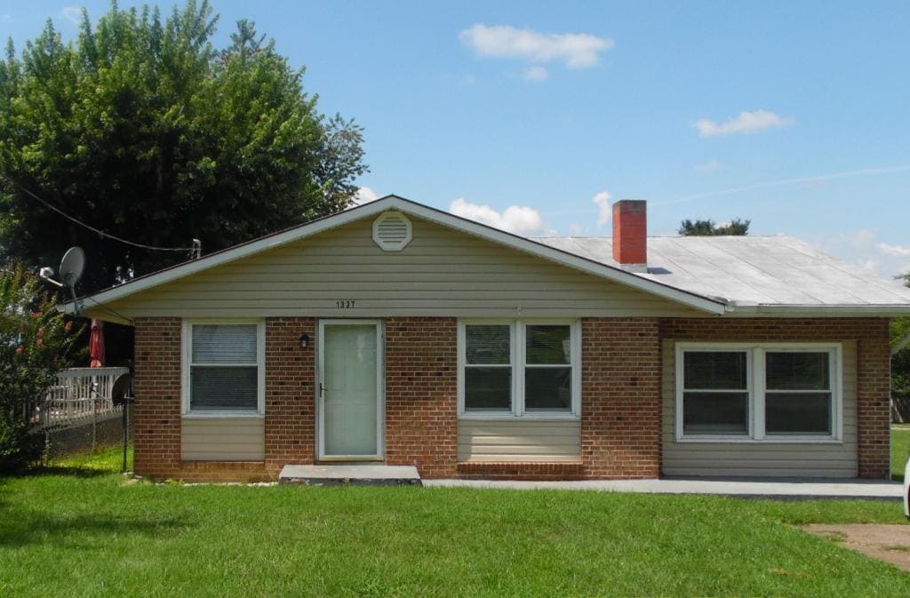 Photo - 1337 Cedar Ave