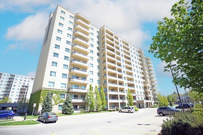 Sugarcreek Village