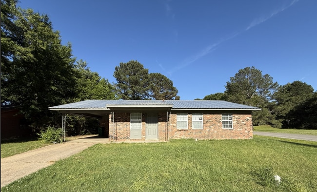 Building Photo - 3086 Beasley Dr
