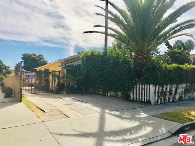Building Photo - 112 S Eucalyptus Ave Rental